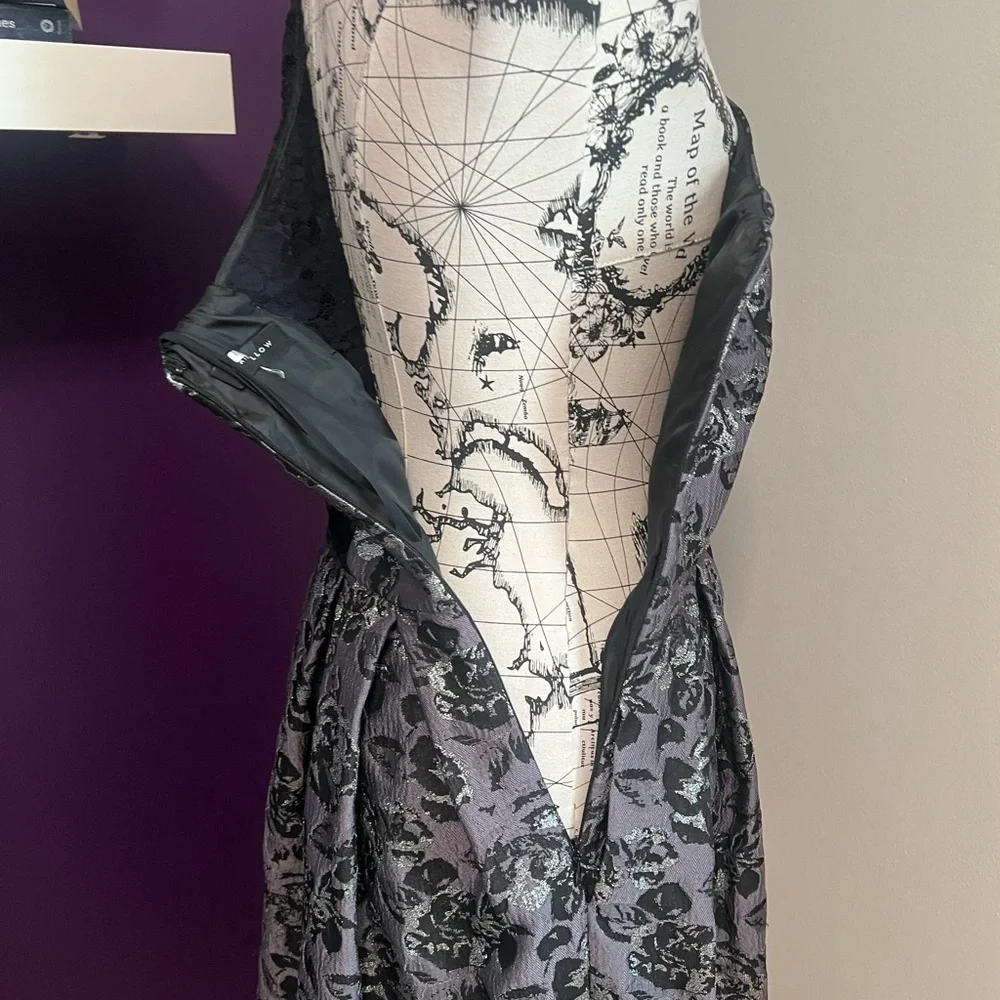 Slate & Willow One Shouldered Dress - Picture 10 of 12